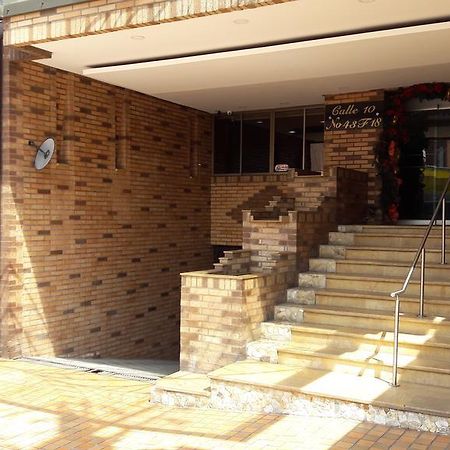 Hotel Alameda De La 10 メデジン エクステリア 写真