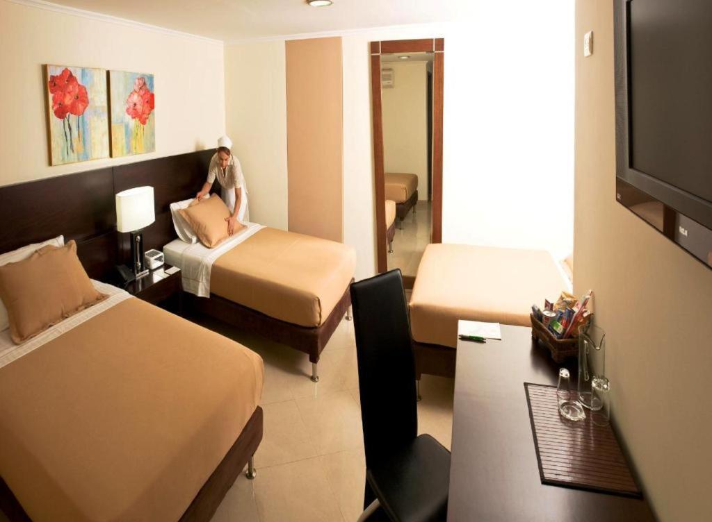 Hotel Alameda De La 10 メデジン 部屋 写真