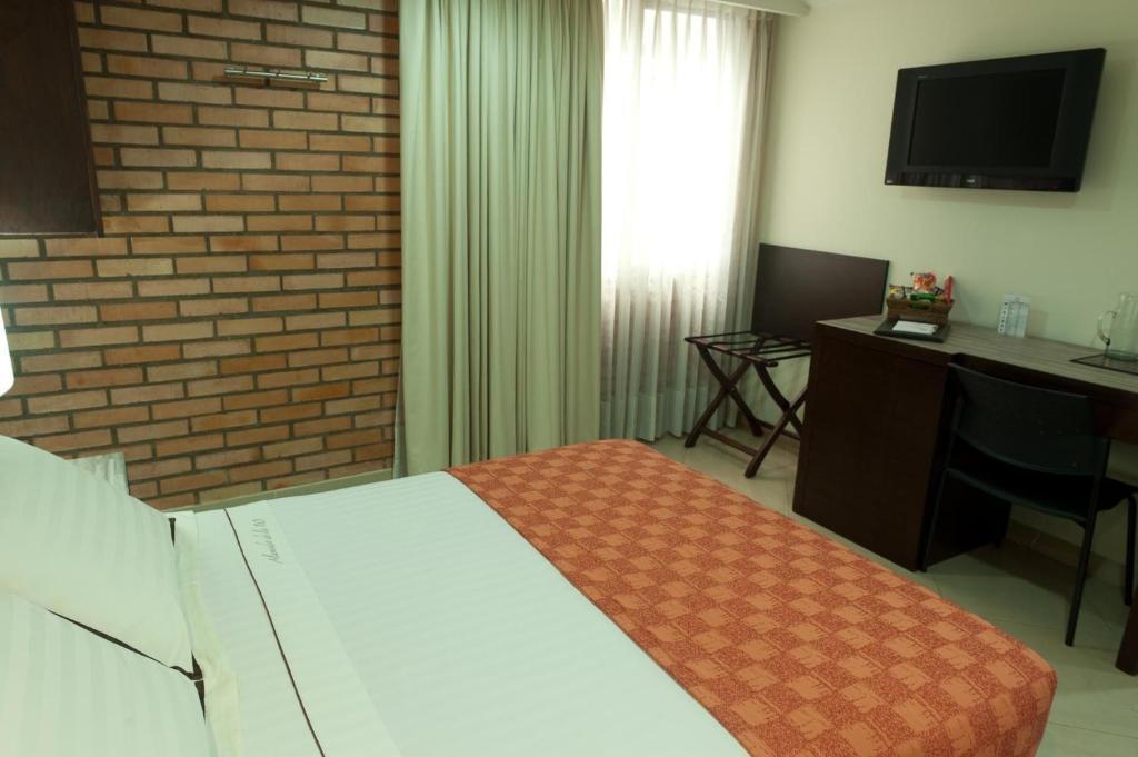 Hotel Alameda De La 10 メデジン エクステリア 写真